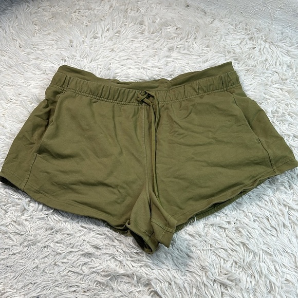 Lululemon Inner Glow High-Rise Short 3" Bronze Green - Picture 1 of 6